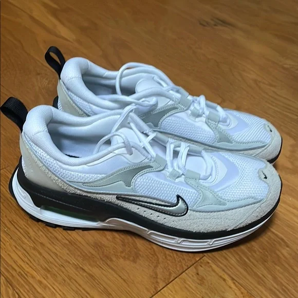 Nike Air Max Bliss Running Shoe, Size 8.5 - Picture 1 of 10